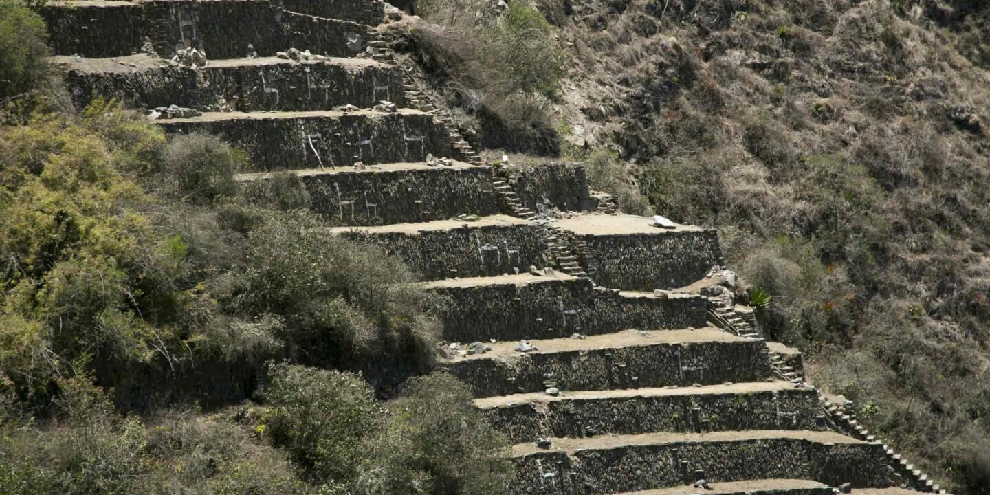 TREK CHOQUEQUIRAO 4 DAY AND 3 NIGTH