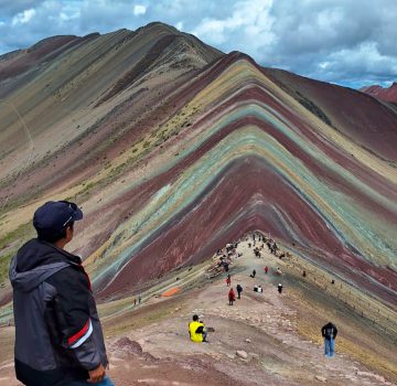 RAIMBOW MOUNTAIN  AND RED VALLEY WITH ATV FULL DAY  (1 DAY) EVERTHING IS INCLUDED